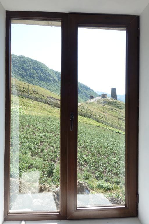 Caucasus Guesthouse Ushguli Extérieur photo