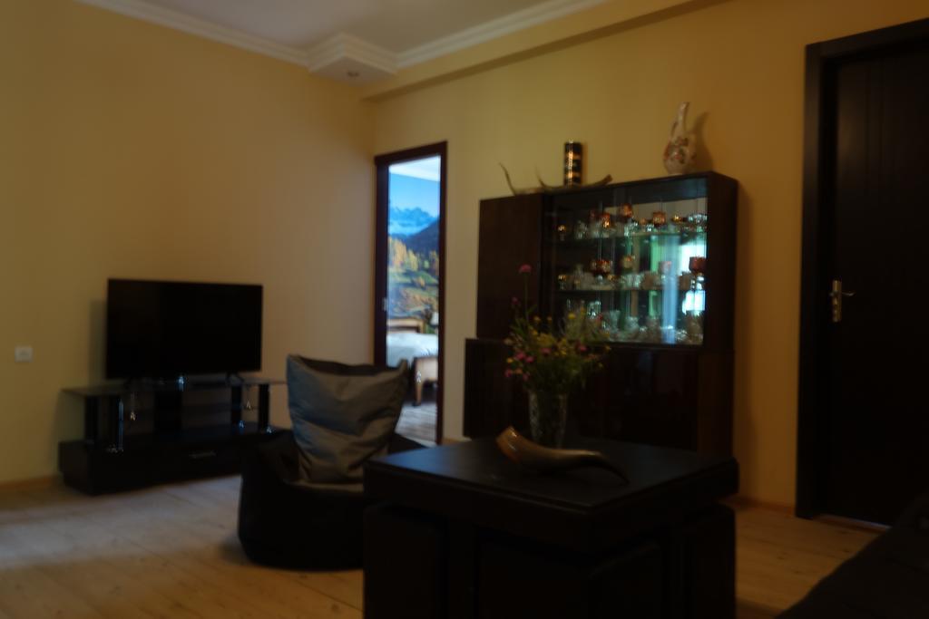 Caucasus Guesthouse Ushguli Extérieur photo
